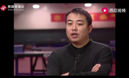 <em>劉</em><em>國(guó)</em><em>梁</em>對(duì)隊(duì)員實(shí)施“增壓減壓法”，磨練隊(duì)員的抗壓能力