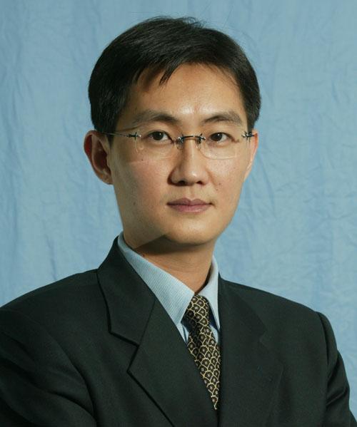 <em>馬化騰</em>帶領(lǐng)團(tuán)隊(duì)闖過一次次難關(guān)，成就了今天的騰訊帝國(guó)