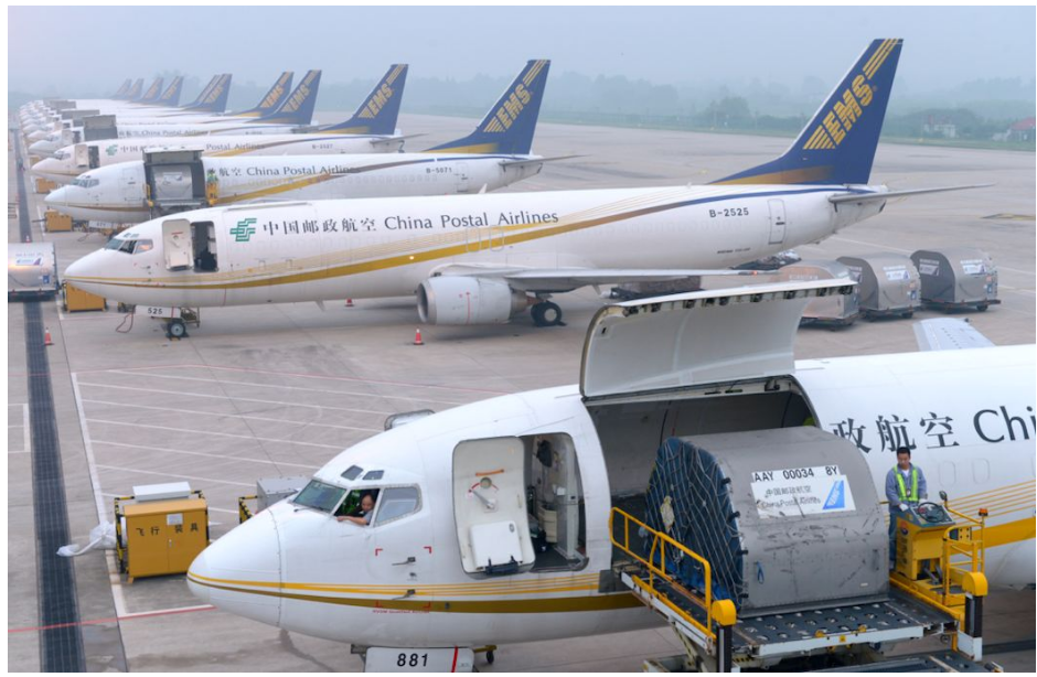 32架<em>郵政</em>航空<em>運(yùn)輸</em>飛機(jī)