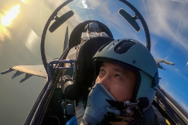 空中乘務專業《民航法律法規——從“空中拼刺刀”到“讓我們云端相見”，中國空軍從來無畏挑戰！》課程思政案例