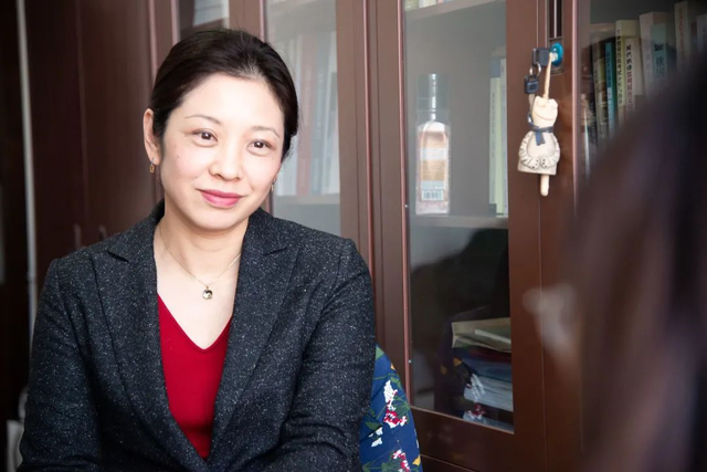 中國(guó)人民<em>大學(xué)</em><em>外國(guó)語(yǔ)</em><em>學(xué)院</em>俄語(yǔ)系<em>教授</em>陳方：獲得“俄中文學(xué)外交翻譯獎(jiǎng)”一等獎(jiǎng)