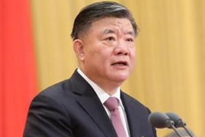 陳竺——亞洲血吸蟲病<em>基因</em>測序項目的帶頭人之一