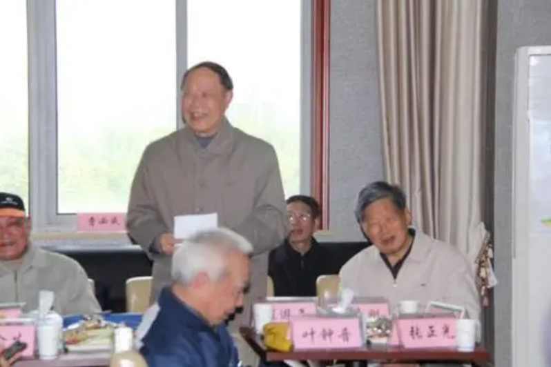 南京農(nóng)業(yè)大學(xué)程遐年教授