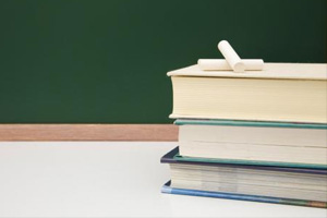 通識課：《大學語文—（三）〈春江花月夜〉》課程思政案例