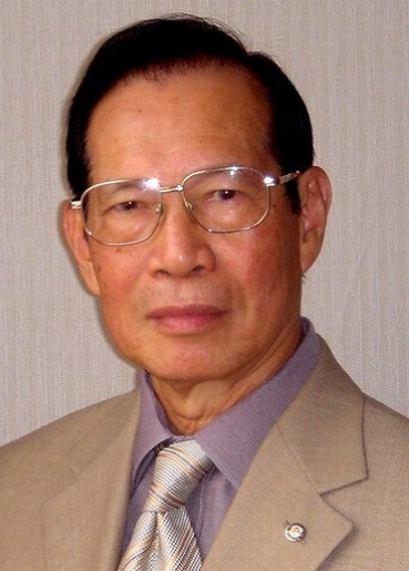 黃本立（中科學(xué)院院士、光譜化學(xué)家）