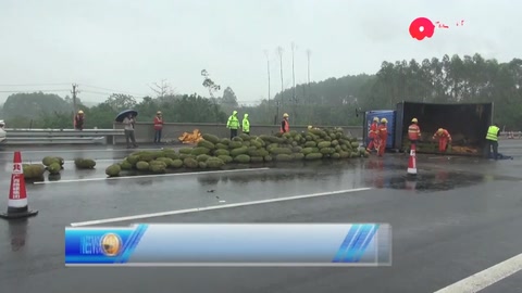 病車(chē)上路要不得！螺絲松動(dòng)導(dǎo)致方向盤(pán)失控， <em>貨車(chē)</em>側(cè)翻！