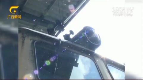 火車“洗<em>肺</em>師”：一年四季與高溫作戰(zhàn)，再苦再累<em>也</em>站好最后一崗