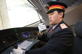 授課圖片—動車組<em>司機</em>-李東曉