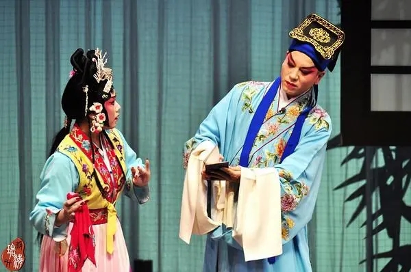 <em>戲曲</em><em>表演</em><em>專業(yè)</em>：《唱念》<em>課程標(biāo)準(zhǔn)</em>