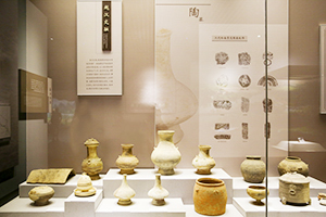 <em>雕塑</em>設(shè)計<em>專業(yè)</em>：《<em>泥塑</em>肖像—<em>泥塑</em>(<em>頭像</em>)》<em>課程</em><em>思</em><em>政</em>案例